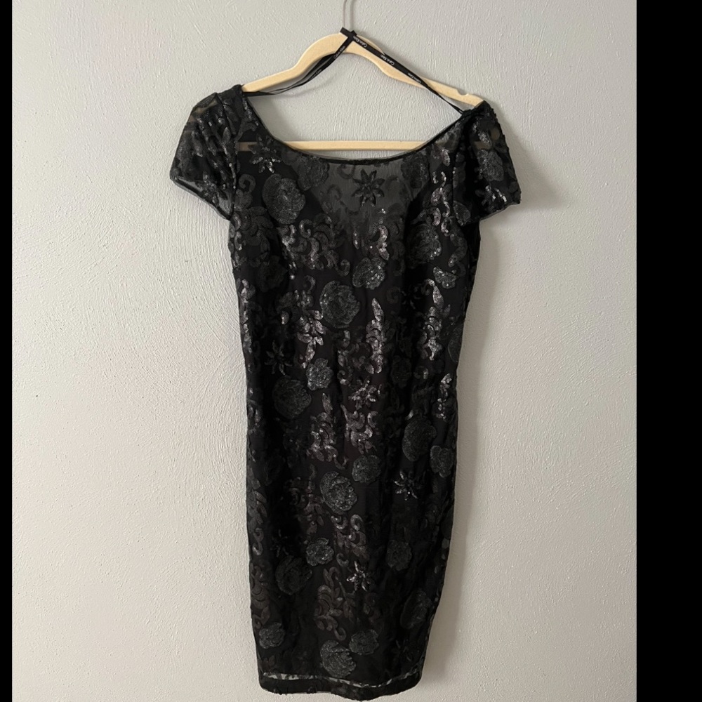 Calvin Klein short sleeve midi dress